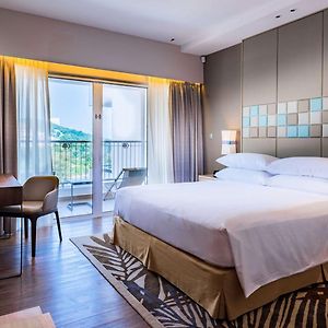 Deluxe King Room Balcony